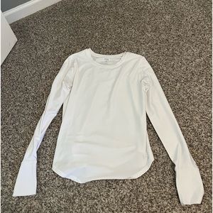 white dicks sporting goods drifit top